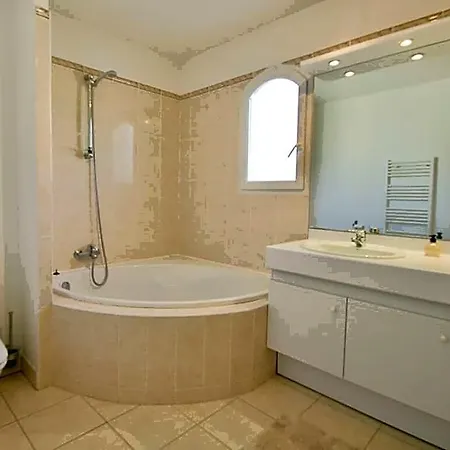 فندق Beau Rivage - Maxime 3*